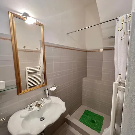 Le Viole Apartment *